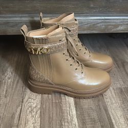 Michael Kors Boots 