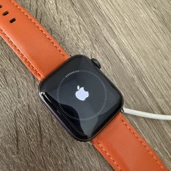Apple Watch SE