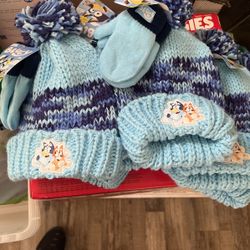 Bluey  Benni And Gloves 