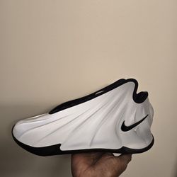 Nike GT Future Metallic Silver size 15