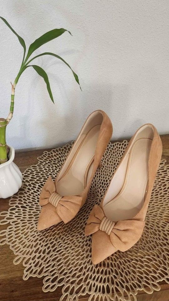 Women's High Heels Pointed Size 6