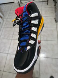Jordan max Aura
