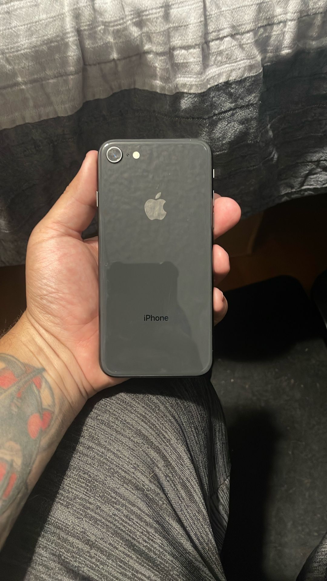 iPhone 8