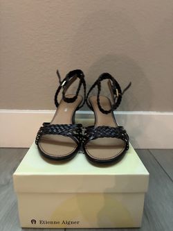 Etienne Aigner heels
