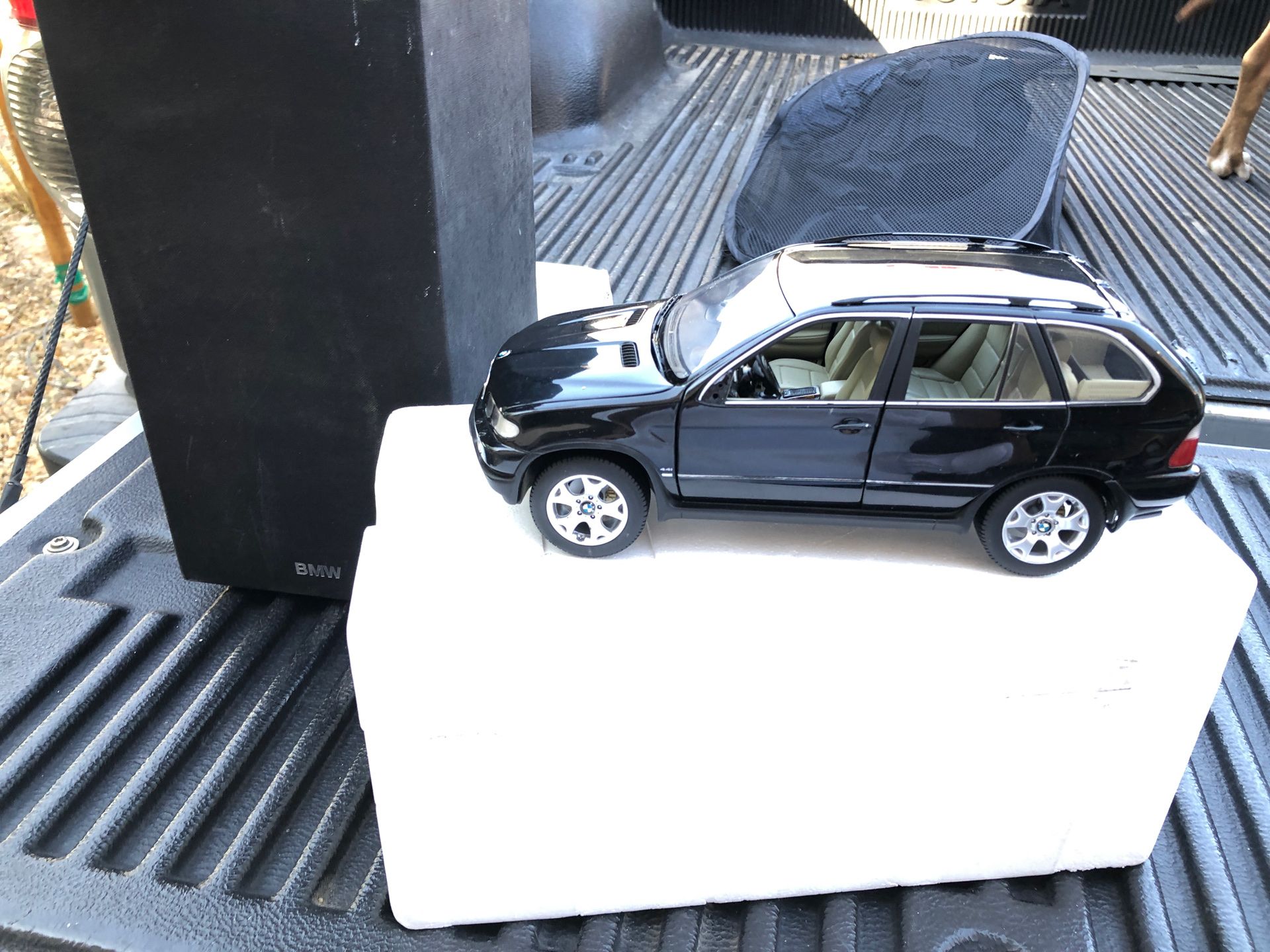 BMW X5 e53 miniature collectible