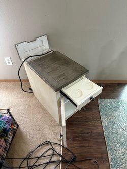 End table