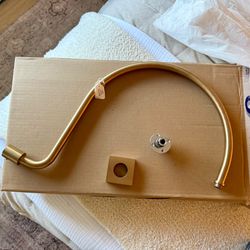 CAL FAUCETS - Curved Shower Arm - Satin Bronze
