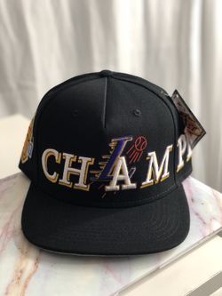 Twnty Two Crown Hats