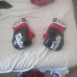 Fairtex 8oz MMA Sparring Gloves