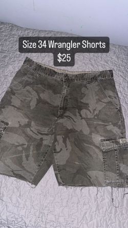 Wrangler Camo Army Cargo Shorts Size 34 $25