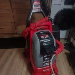 RUG DOCTOR COMMERCIAL CARPET SHAMPOOER w/hose attachment