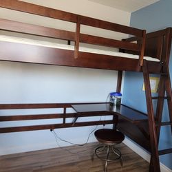 Solid Wood Kids Bunk Bed With Attached Desk And Twin Mattress 