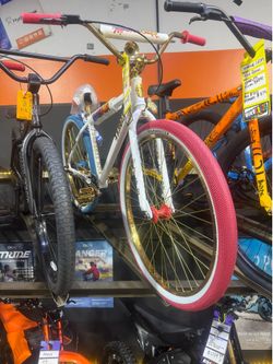 Throne Cycles Torta BMX Bike