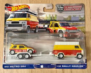 Hot Wheels MG Metro 6R4 & HW Rally Hauler Team Transport 1:64 Diecast Car