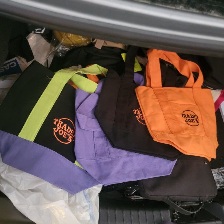 Trader Joes HALLOWEEN Bags NEW