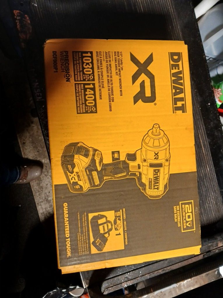 Dewalt XR 1/2" High Torque Impact Wrench With