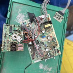 P717 Wells Gardner Arcade Monitor Chassis 