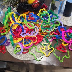 Wilton Cookies Cutter 101 Pieces 