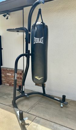 Everlast Dual Station Stand