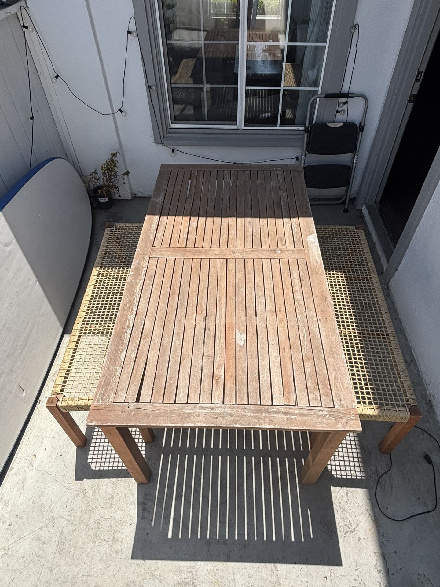 PATIO TABLE - PICNIC TABLE WITH BENCHES