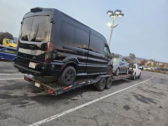 SE RENTA TRAILA PARA 2 CARROS