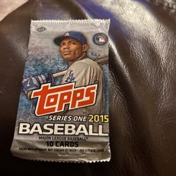 Baseball Cards - 2015 Topps series 1 baseball cards pack new sealed