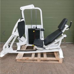 Hoist leg press