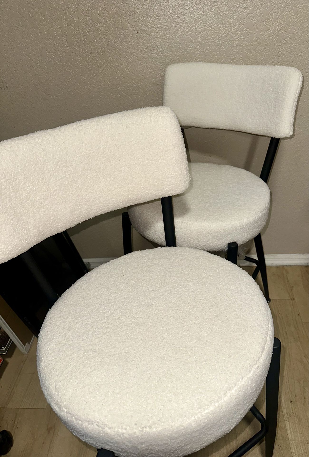 Teddy Upholstered Bar Stools