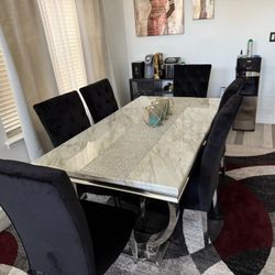 Dinning Table