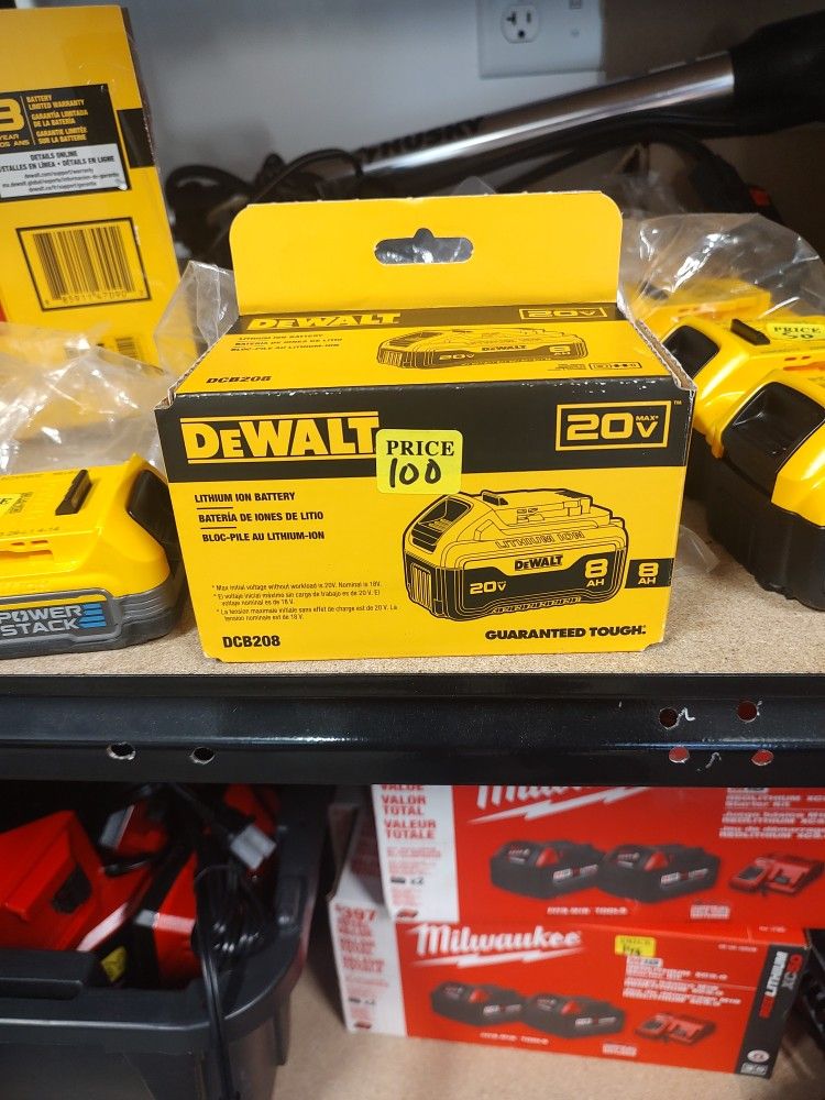 DeWalt 20 V Max 8.0 Battery
