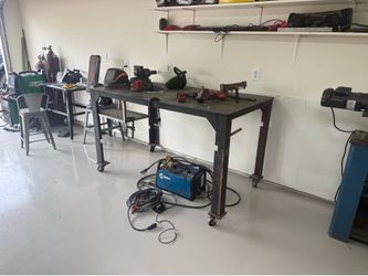 Welding table
