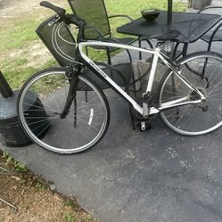 Specialized Sirrus Bike