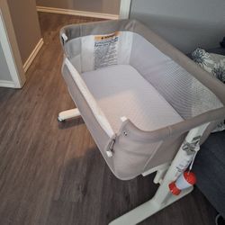 Rocking Bassinet With Music And Sounds