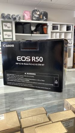 Canon R50 Kit w/ 18-45mm