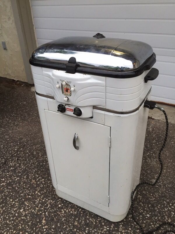 Vintage Nesco Roaster w Metal Cabinet Works Very Sweet!!