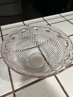 Pretty Pink Bowl $5