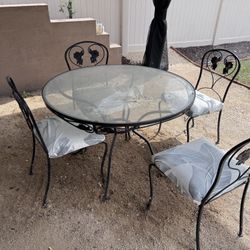 ***F R E E*** Patio Set