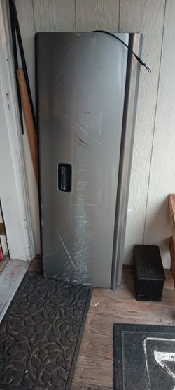 Chevy S-10 Tail Gate