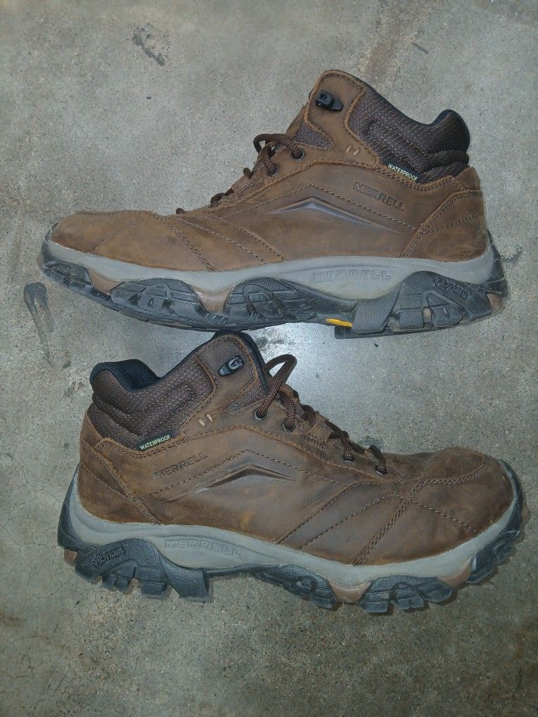 Merrell Moab Mid Waterproof Hiking Boots. Size 11. Worn Once. Retails For $120. Only $30