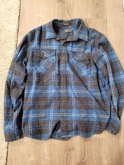 Size L MENS shirts