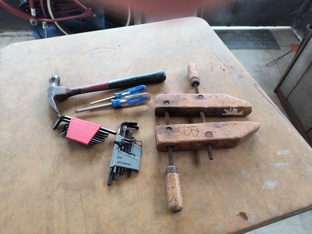 BOX ..MISC TOOLS