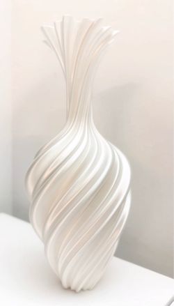 Modern design spiral vase