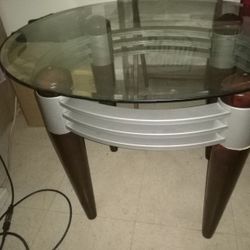 GLASS TABLE 