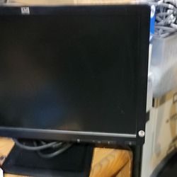 SALE!! 19 Inch Wide Flat Screen Hp Monitor, LE1901w
