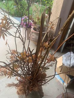 Fall dry arrangement with heavy vase