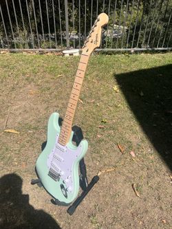 Electric Guitar Squier