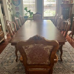 Ethan Allen Dining Table With Chairs obo