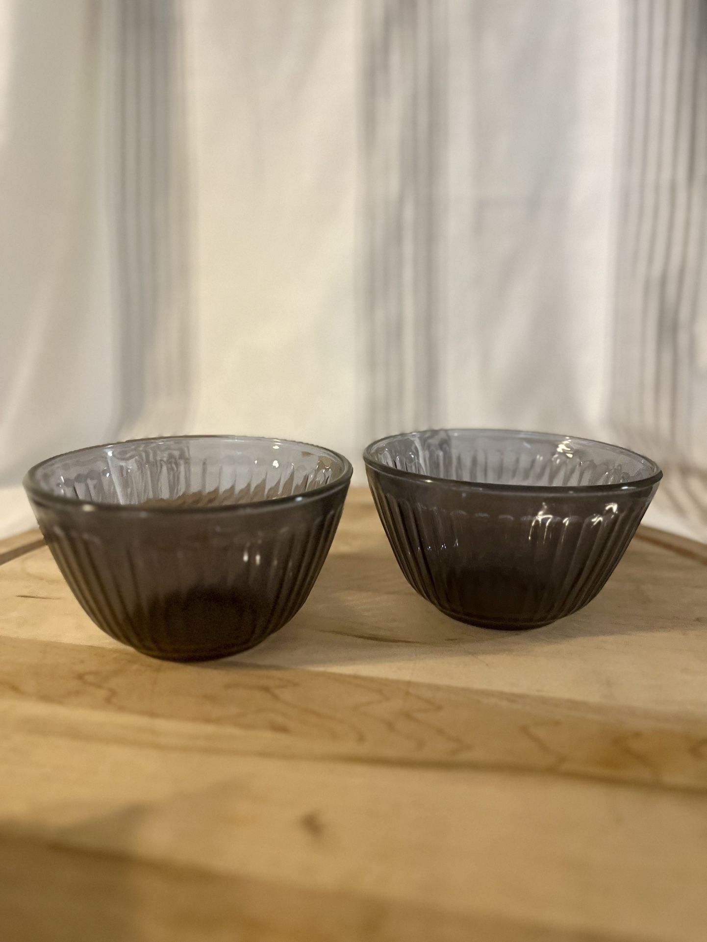 VTG PYREX Nesting Ribbed Amethyst Glass Mixing Bowls 7401-S 3 cup 750mlSet Of 2