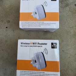 $10 Each New Wifi Extender Signal Booster Max Range Amplifier 800ft Internet