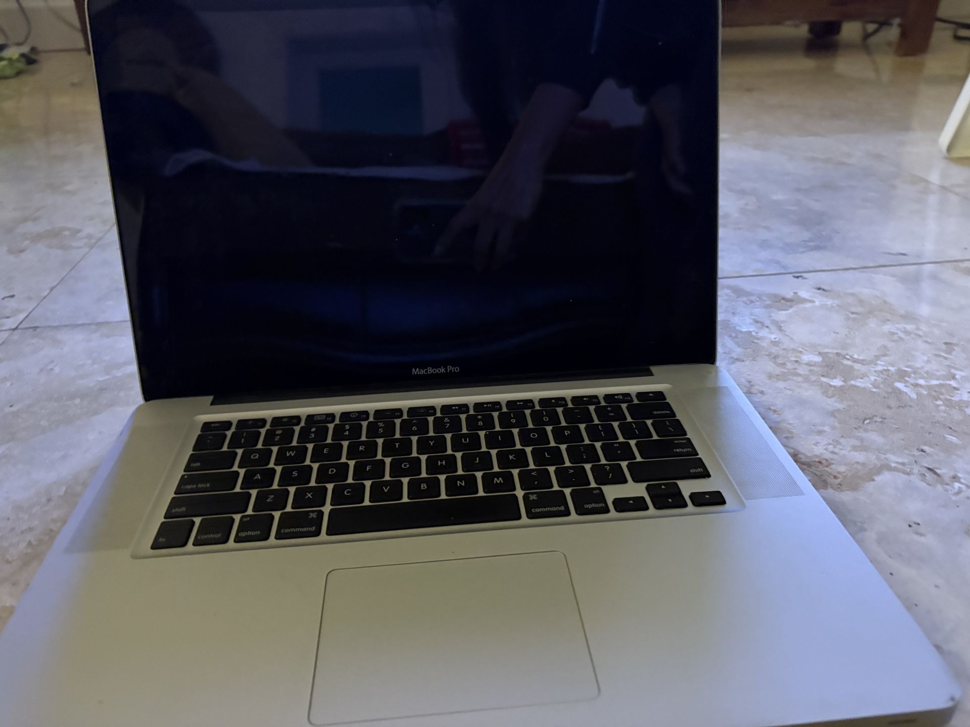 MacBook Pro (15-inch, Mid 2009) - For Parts or Repair